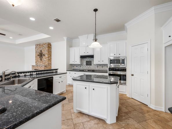 3207 W Benders Landing Boulevard, Spring TX 77386
