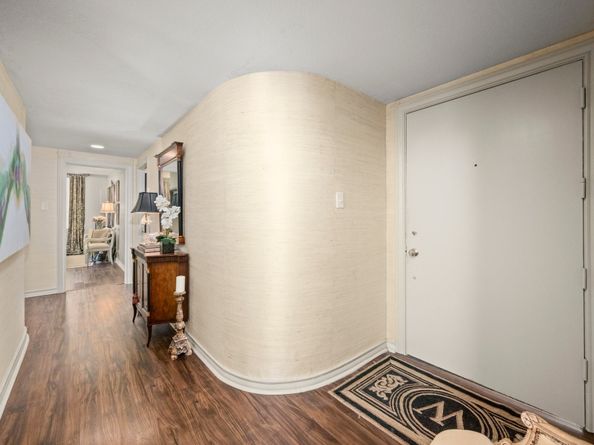 14655 Champion Forest Drive 504, Houston TX 77069
