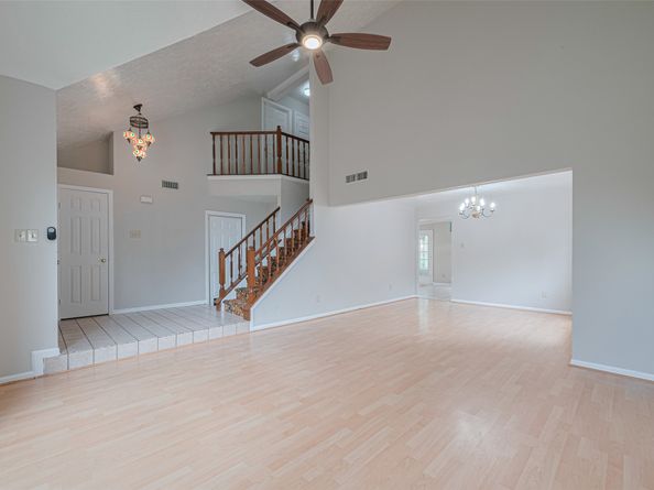 1315 Indian Autumn Trace, Houston TX 77062