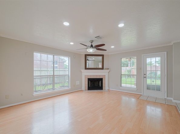 1315 Indian Autumn Trace, Houston TX 77062