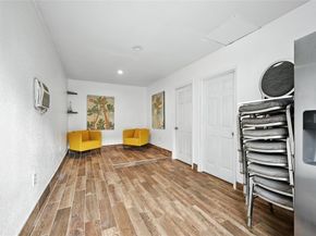 319 Shady Glade Drive, Houston TX 77090