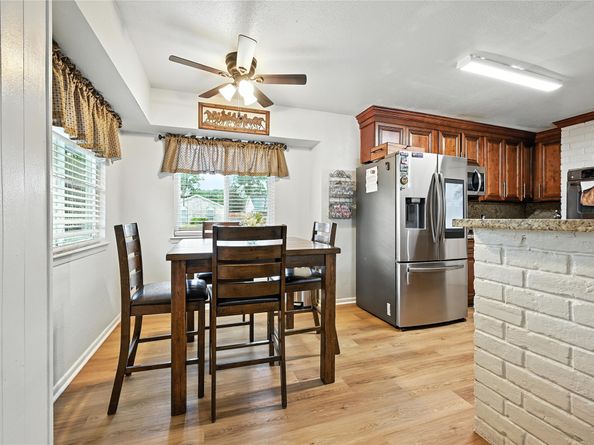 319 Shady Glade Drive, Houston TX 77090