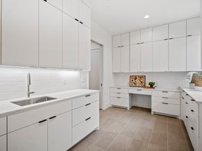 46 Aria Isle Drive, The Woodlands TX 77380