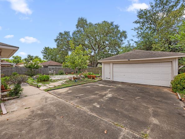 22203 Merrymount Drive, Katy TX 77450