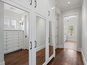 1323 Modiste Street, Spring Valley Village TX 77055
