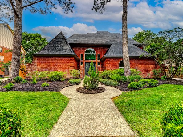 5807 Mountain View Drive, Houston TX 77345