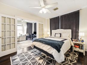 1660 Kipling Street, Houston TX 77006