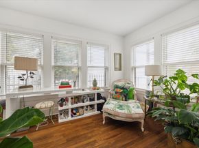 1660 Kipling Street, Houston TX 77006