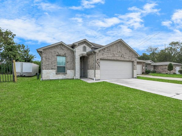 7947 Cinderella Street, Houston TX 77028