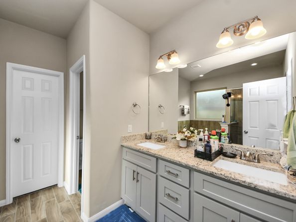 7947 Cinderella Street, Houston TX 77028