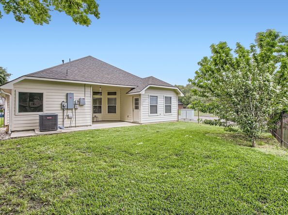 1946 Mayweather Lane, Richmond TX 77406