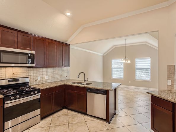 1946 Mayweather Lane, Richmond TX 77406