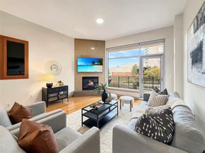 3 Waterway Court 2B, Spring TX 77380