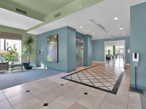 3 Waterway Court 2B, The Woodlands TX 77380