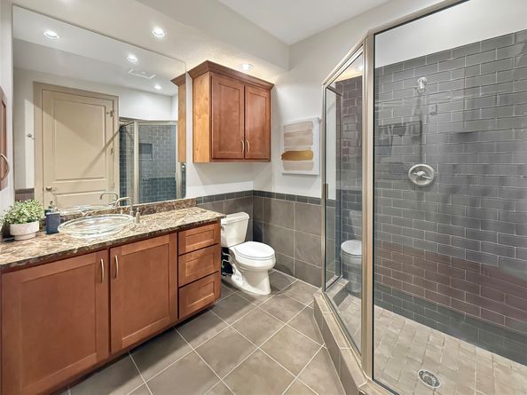 3 Waterway Court 2B, The Woodlands TX 77380