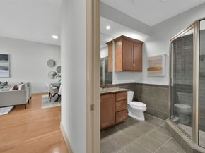 3 Waterway Court 2B, The Woodlands TX 77380