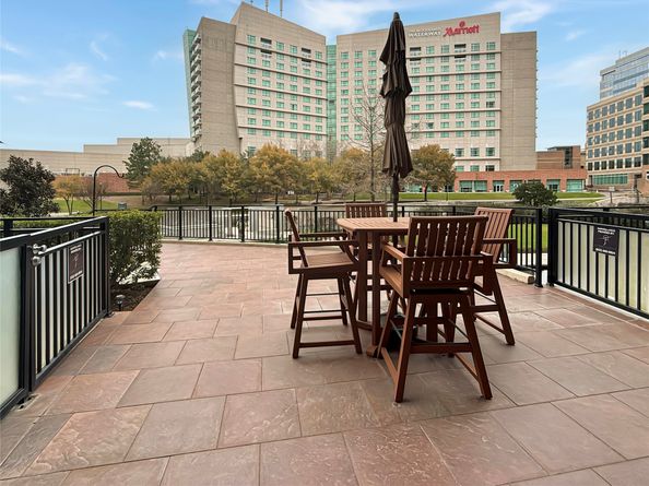 3 Waterway Court 2B, The Woodlands TX 77380