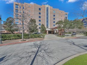 3 Waterway Court 2B, The Woodlands TX 77380