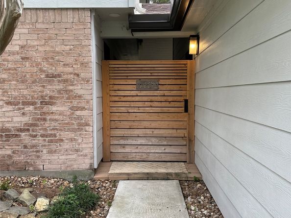 3402 Laurel Crest Court, Houston TX 77339