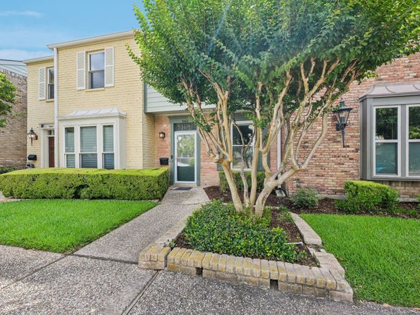 7463 Brompton Street 7463, Houston TX 77025