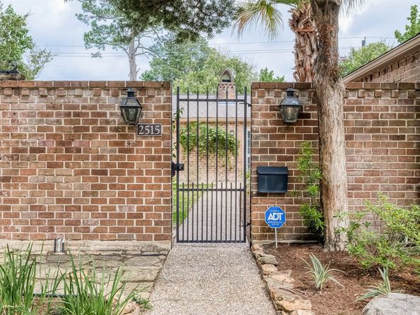 2515 Briarpark Drive, Houston TX 77042
