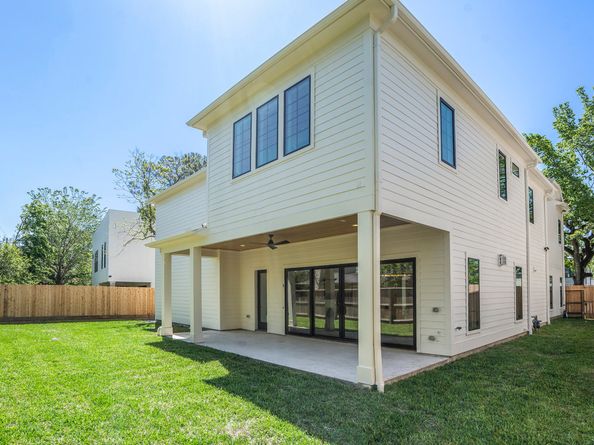 938 Gardenia Drive, Houston TX 77018