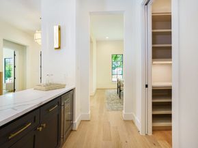 938 Gardenia Drive, Houston TX 77018