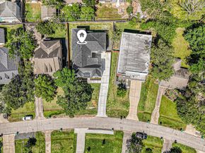 938 Gardenia Drive, Houston TX 77018