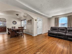 1617 W 80th Street, Los Angeles CA 90047
