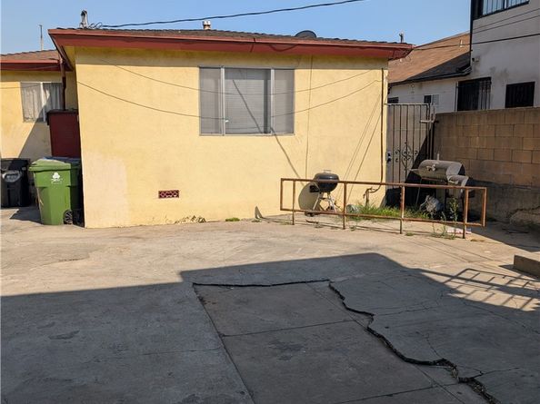 2235 HAUSER Boulevard, Los Angeles CA 90016