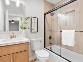 5572 San Bernardino, Montclair CA 91763