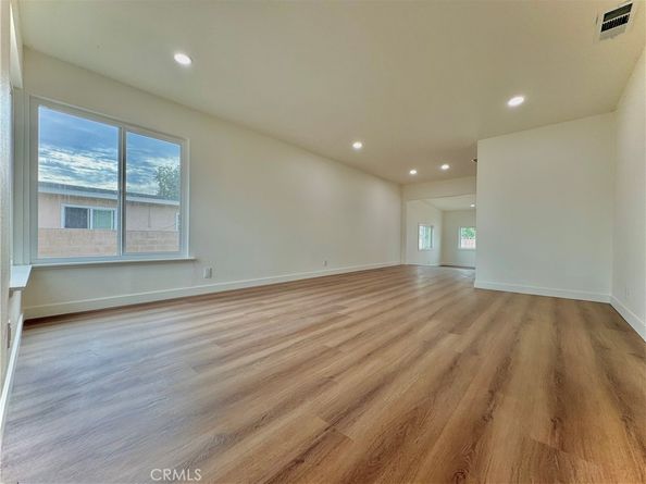 10160 Columbine Avenue, Montclair CA 91763