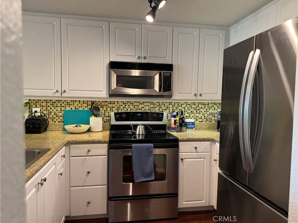 838 Pine Avenue 309, Long Beach CA 90813