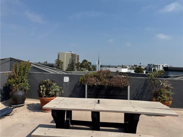 838 Pine Avenue 309, Long Beach CA 90813