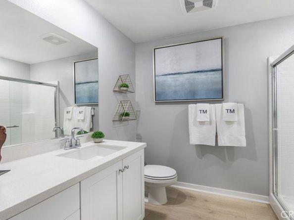 980 N Tangent Privado 203, Ontario CA 91764