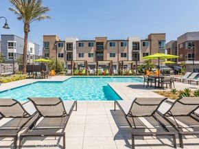 980 N Tangent Privado 203, Ontario CA 91764