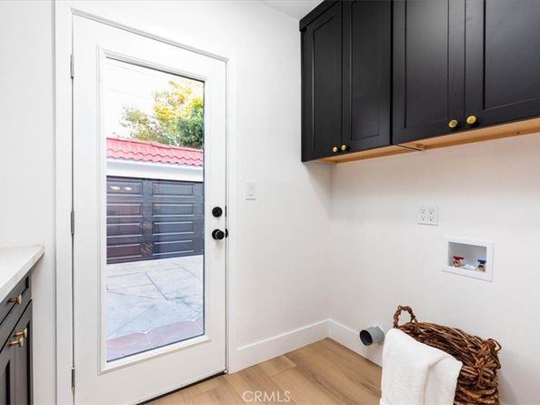 312 N Bronson Avenue, Los Angeles CA 90004