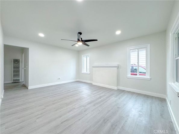 5557 Lemon Avenue, Long Beach CA 90805