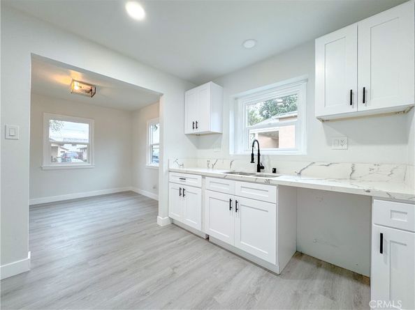 5557 Lemon Avenue, Long Beach CA 90805