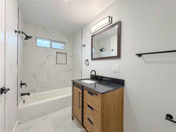 5557 Lemon Avenue, Long Beach CA 90805