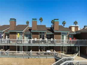 1445 S Pacific, Oceanside CA 92054