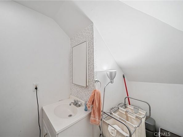 4416 Crocker, Los Angeles CA 90011