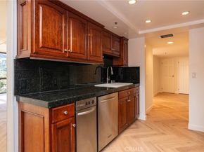345 Pioneer 905, Glendale CA 91203