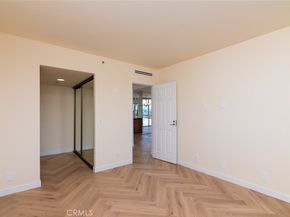 345 Pioneer 905, Glendale CA 91203