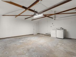 13739 Wyandotte, Van Nuys CA 91405