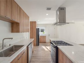 13739 Wyandotte, Van Nuys CA 91405