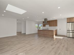 13739 Wyandotte, Van Nuys CA 91405