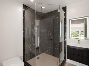 13739 Wyandotte, Van Nuys CA 91405