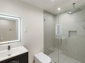 13739 Wyandotte, Van Nuys CA 91405