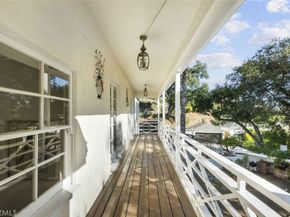 1815 Las Flores Drive, Glendale CA 91207